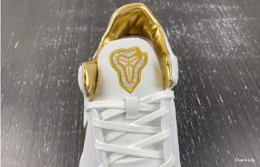 FV6325-100  Kobe 8 Protro White Golden Nike 0703